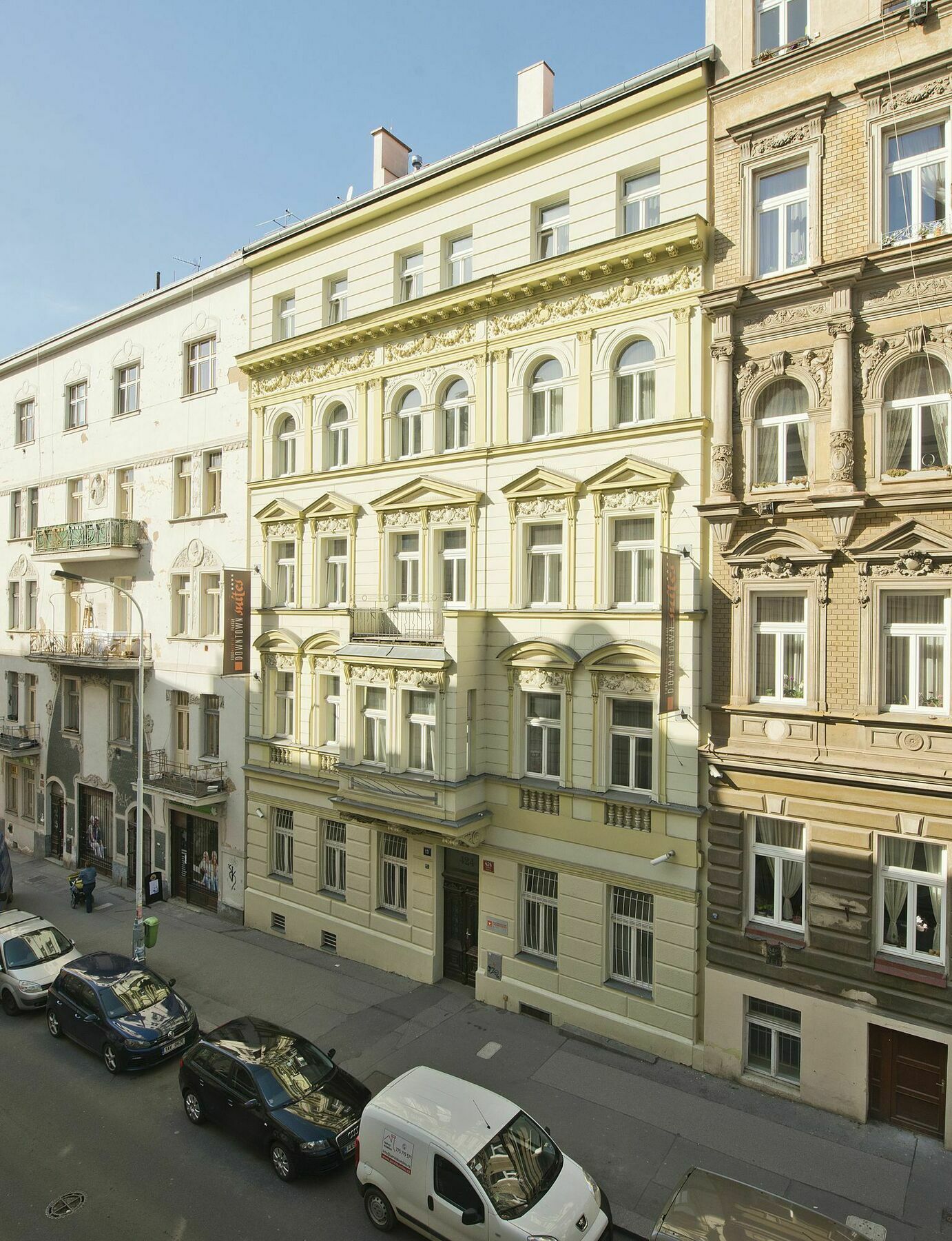 Downtown Suites Kodanska Prague Exterior photo